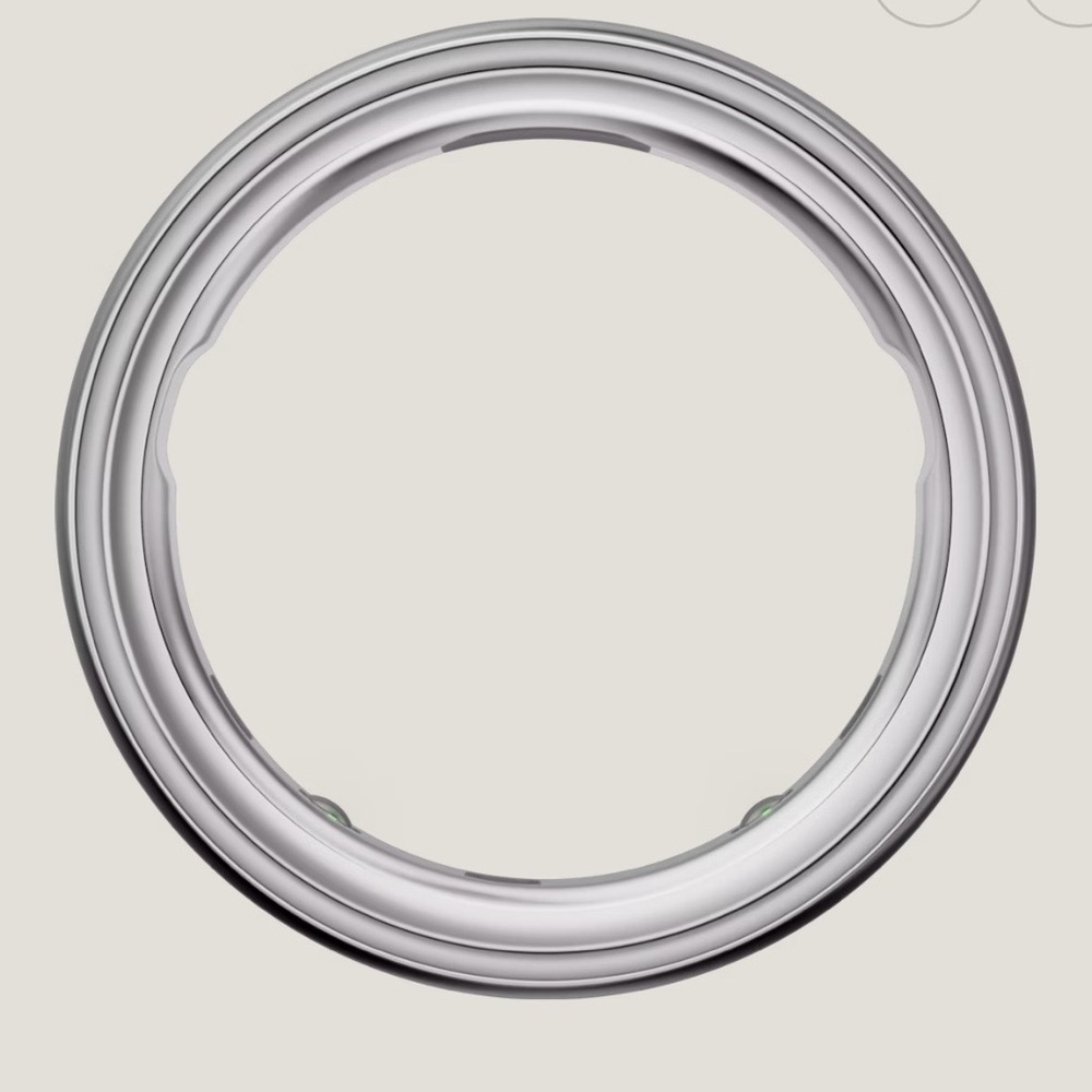 Oura Ring 4 - Silver Size: 10 BRAND NEW!! - Picture 3 of 5
